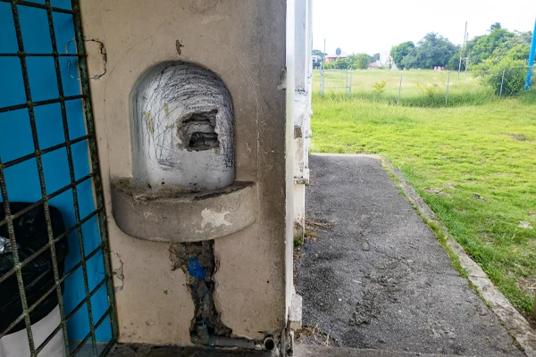 GRANTLEY PRESCOD MEMORIAL SCHOOL-Newport-Hydrate Caribbean-Photo1