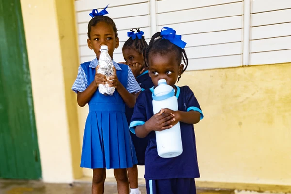 GRANTLEY PRESCOD MEMORIAL SCHOOL-Newport-Hydrate Caribbean-Photo4